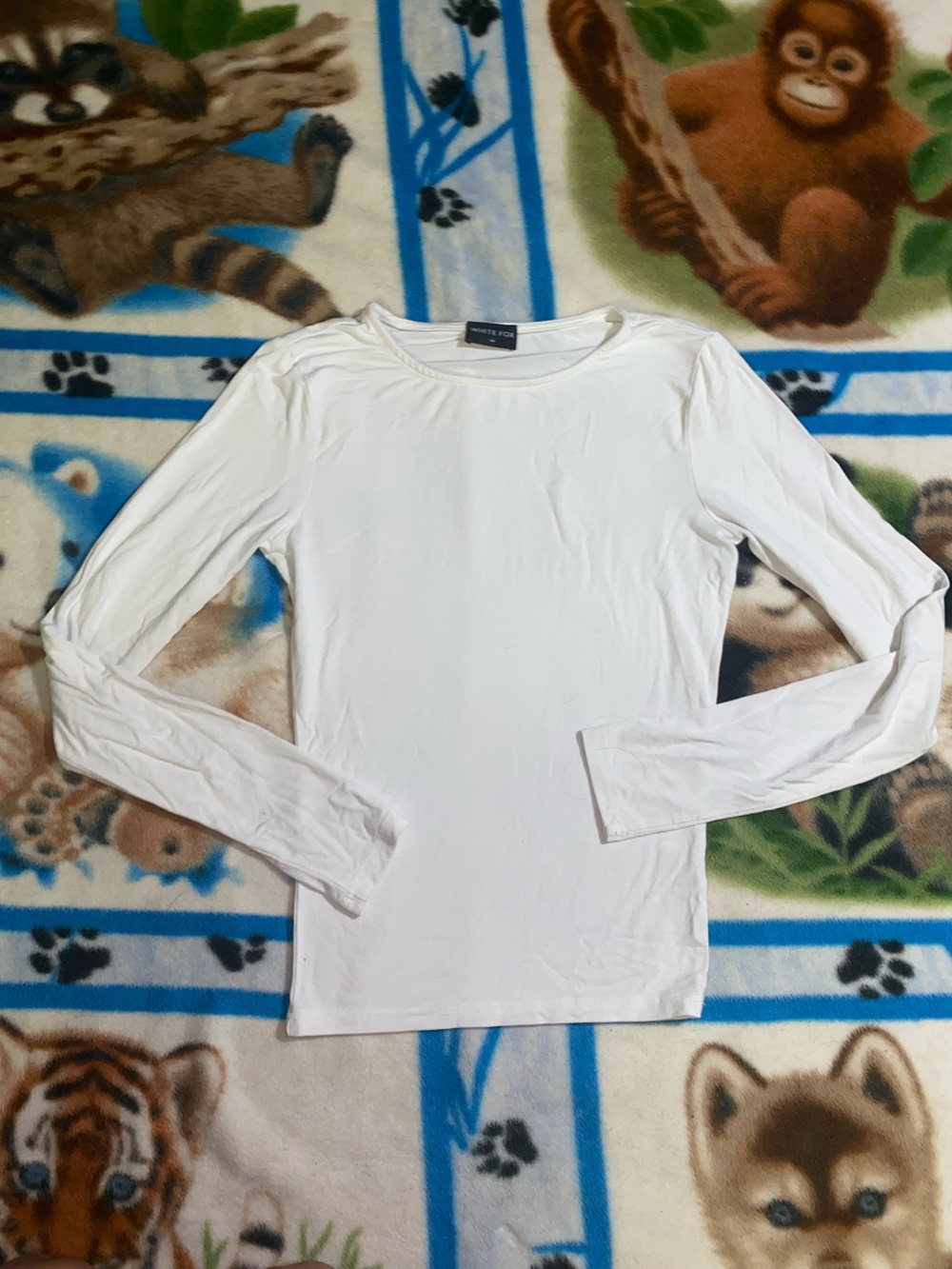 White Fox Classic White Long-Sleeve Crewneck Top